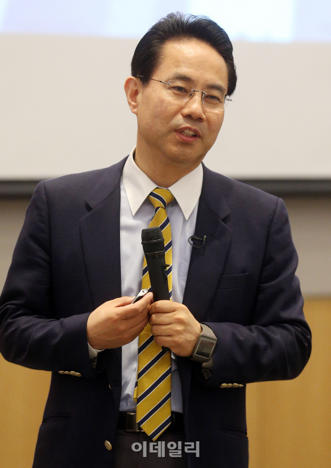 [포토]2015 주식투자포럼 강연자, 전병서 중국경제금융연구소 소장