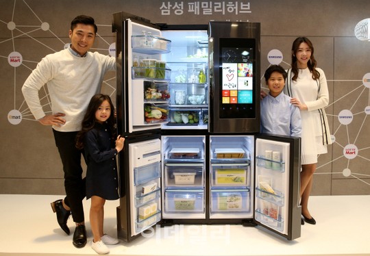 [포토]삼성전자, 패밀리 허브 스마트 냉장고 출시
