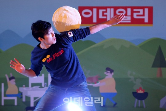 [포토]이데일리와 함께하는 캠핑요리축제 렛츠 고 캠핑(Lets Go Camping) 찾은 미스터피자 ...