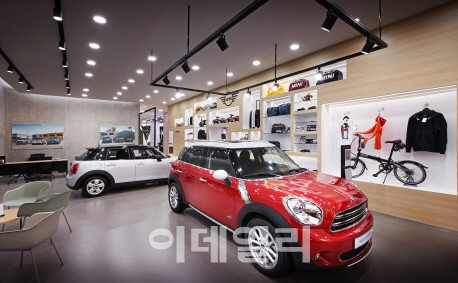 쇼핑과 차 점검을 한번에…BMW 그룹 코리아, 스타필드 하남에 시티 라운지 열어