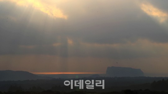 [여행] 삼다도의 가을은 하늘부터 물든다