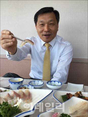 [양식이 미래의 양식]생선회 박사의 일침 양식산이 자연산보다 영양 풍부