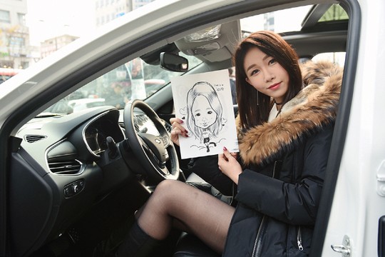 쉐보레 신촌 대리점 로드 쇼케이스 개최...홍대 거리에서 쉐보레를 만나다