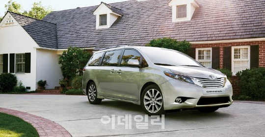 한국 도요타, 프리미엄 밴 2017시에나 출시…5300만~5580만원