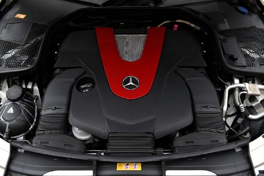 메르세데스-벤츠 더 뉴 C 450 AMG 4Matic 리뷰 - AMG 확산을 위한 과도기적 존재