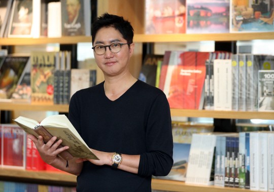 [명사의 서가]① 신춘수 오디컴퍼니 대표 내 상상력의 8할은 독서