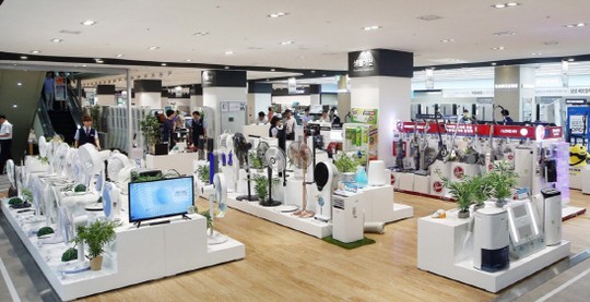 전자랜드 용산본점, ‘체험중심 매장’으로 확 바꿨다