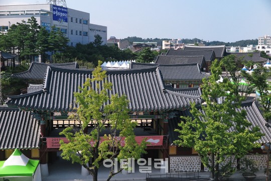[도시, 예술품다③] 낡고 오래된 동네에 문화와 예술을 입히다.
