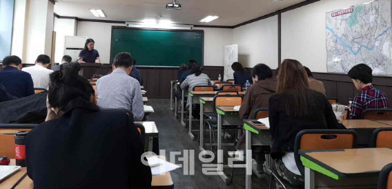 부동산 경매학원 문전성시…2030 내꿈은 건물주