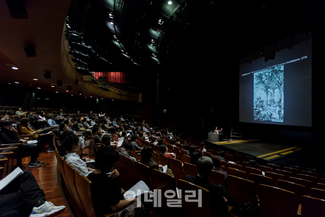 토탈아트 혹은 레디메이드…건축 현대미술로 배운다