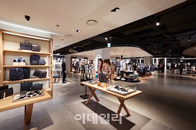 아이파크몰, 패션파크 리뉴얼 오픈