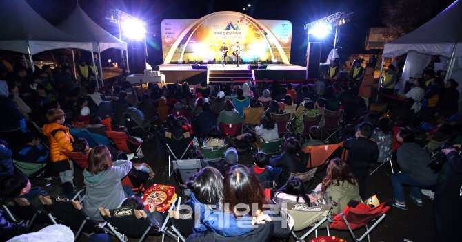 [포토]유리상자 캠핑장 미니콘서트