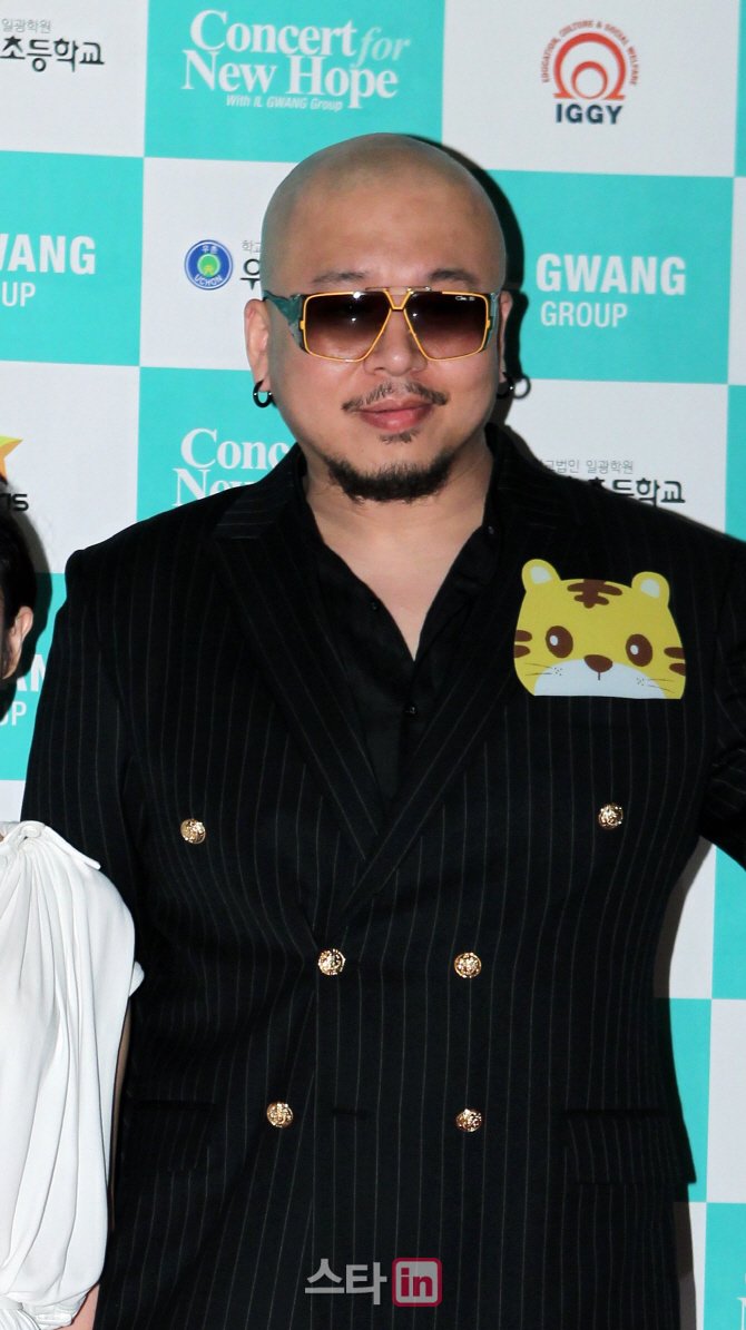 돈 스파이크, 뉴타입이엔티와 재계약…7년 의리