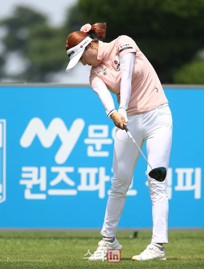 [포토]이혜정 비거리보다 정확도로 티 샷한다