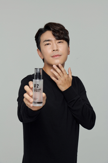 파이온텍, 남성화장품 유가이즈…배우 이시언 모델 발탁
