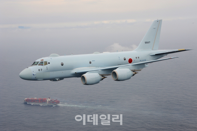 軍 日초계기, 60m 상공까지 또 근접위협비행…명백한 도발(상보)