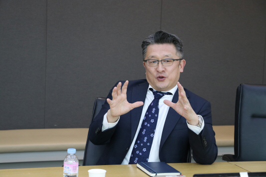 韓시장 철수 없다…3년 안에 운용자산 3조원까지 늘릴 것