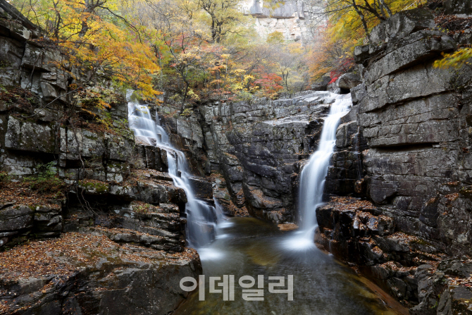 [여행] 신선 노닐던 계곡, 단풍타고 가을이 내려앉았다