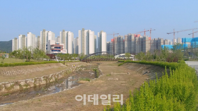 굴착 및 옹벽 공사 감리원 상주 의무화