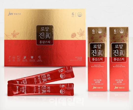 JW생활건강, 간편 섭취 ‘로얄 진(眞) 홍삼스틱’ 출시