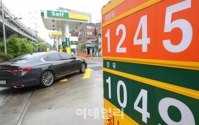 [왜?] 유가 폭락에도...우리 동네 주유소는 왜 비쌀까