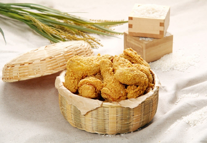 밀가루 대신 쌀... 쌀통닭, 글루텐프리 치킨으로 주목
