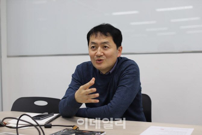 “기술수출만 답 아냐”,새로운 대안 제시한 지놈앤컴퍼니