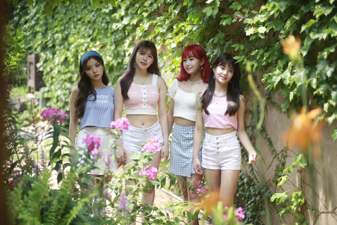 1000명 오디션 통해 선발 4인조 플로리아, 7월 말 데뷔