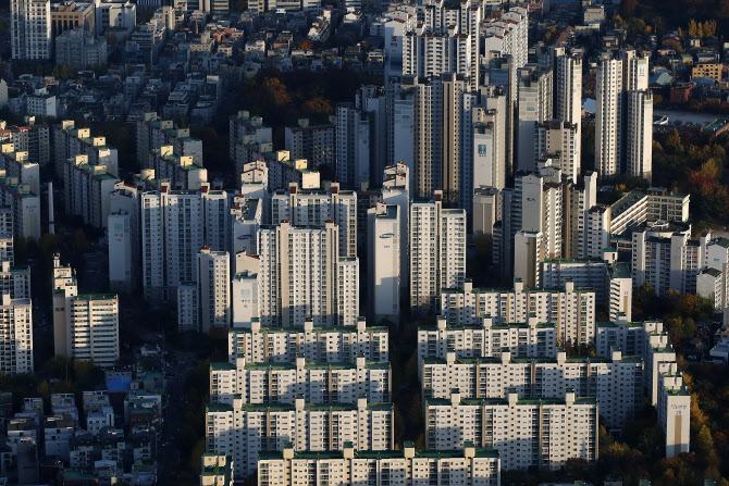 공시가 9억미만 과천 래미안슈르 보유세 180만원→900만원