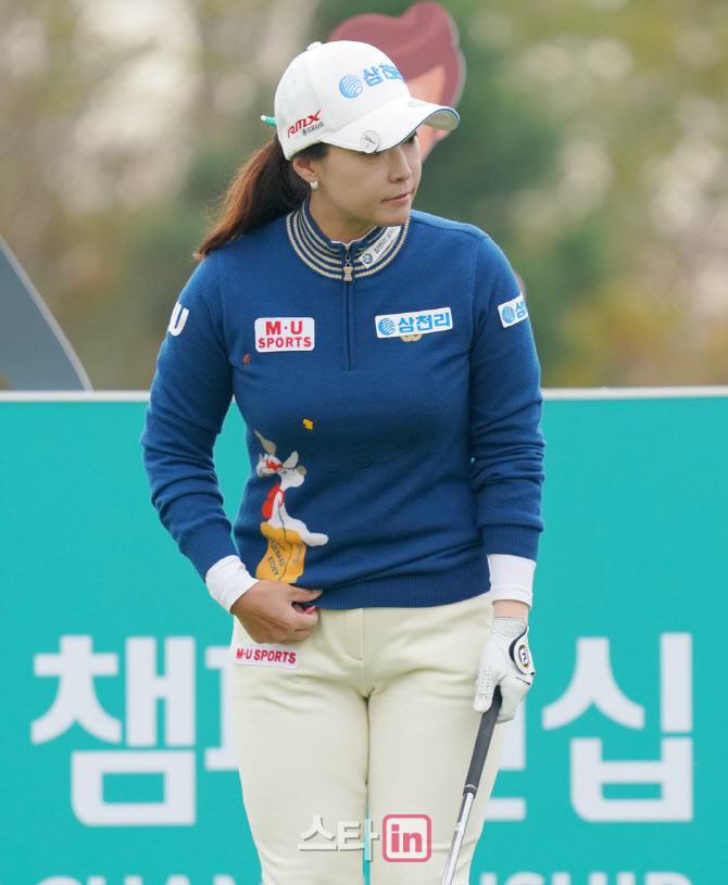 [포토]홍란 예의 바른 인사