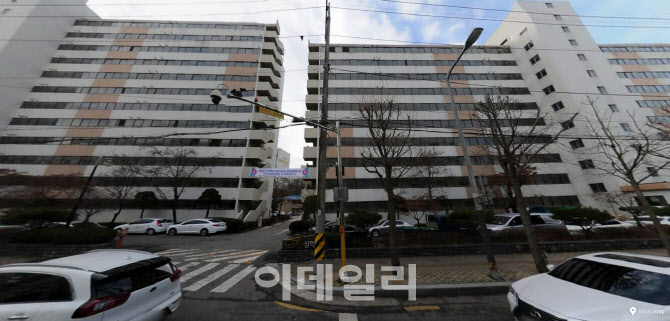 한 동만 빼고 재건축…초강수 둔 명일 삼익가든