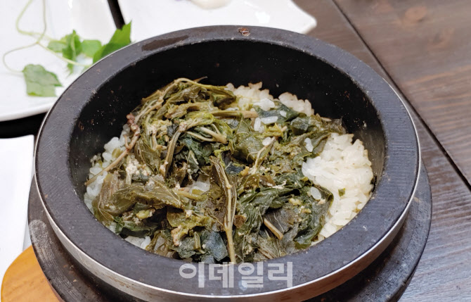 [강경록의 미식로드] 전주 부럽지 않은 상주의 삼색 밥상