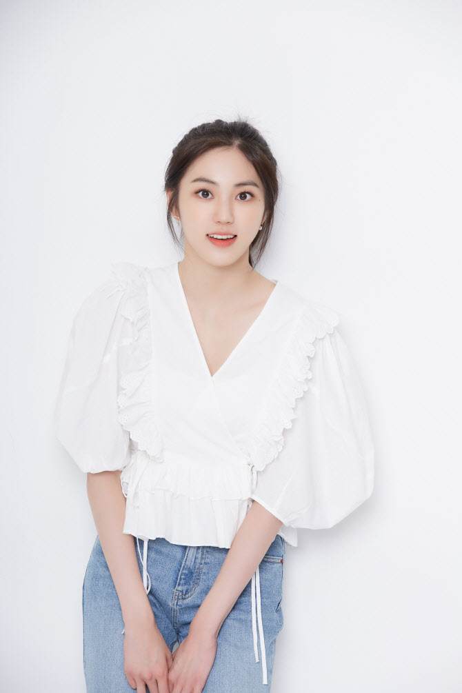 권은빈 "연기로도 주목 받고파, '대체불가 배우' 꿈 꿔"[인터뷰]