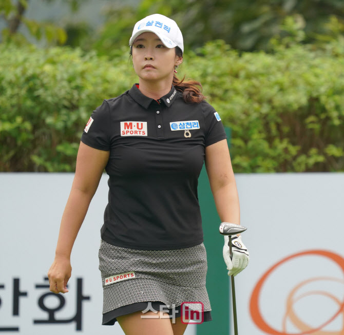 [포토]홍란 다음 공략은 괜찮겠어