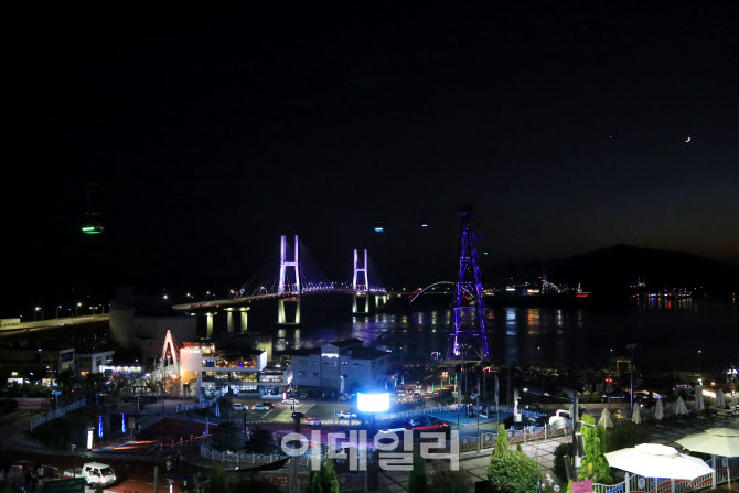 [여행] 하늘과 바다, 그리고 섬을 잇다…삼천포 愛 빠지다