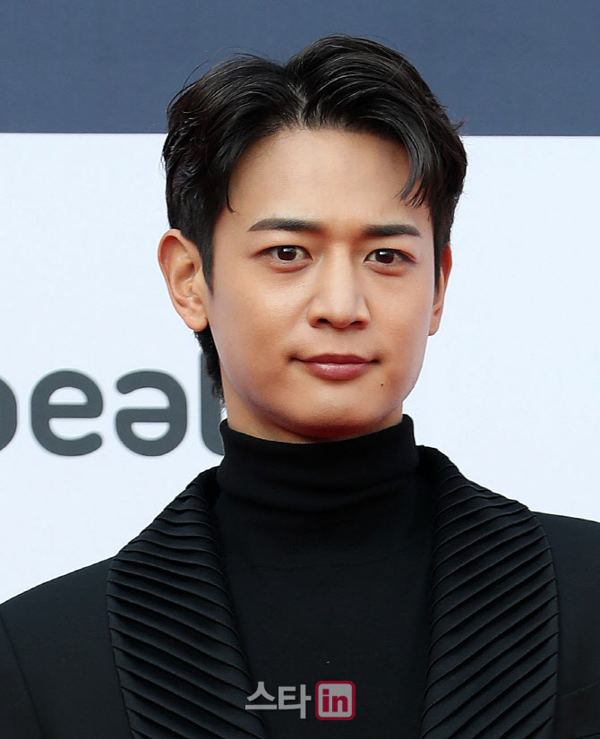[포토]샤이니 민호, 여심 저격