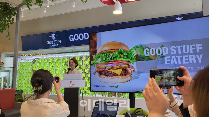 건설사가 버거를?..오바마 버거 굿스터프이터리 강남 상륙