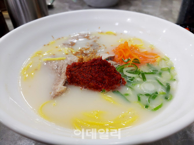 [미식로드] 뜨끈한 고기국수 vs 시원한 냉면