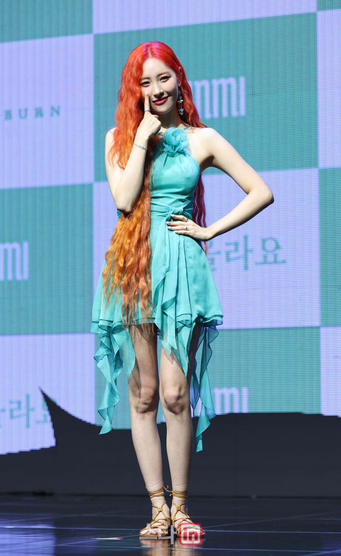 [포토]가수 선미, 더 섹시하게 돌아왔어요