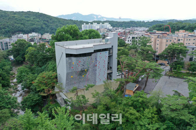 [동네방네] 국제규격 맞춘 북한산 국제클라이밍센터 시범운영
