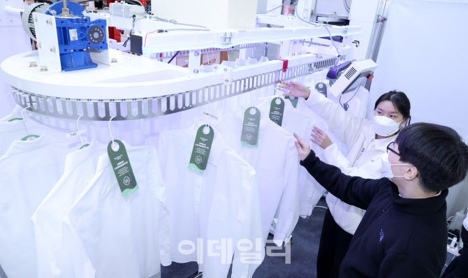 [포토]이젠 세탁전문점도 무인으로, IOT 기반 무인 세탁소