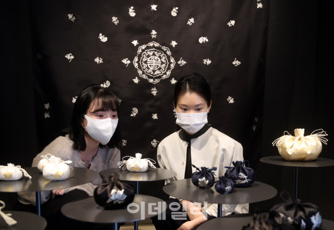 [포토] 예올X샤넬 프로젝트 전시