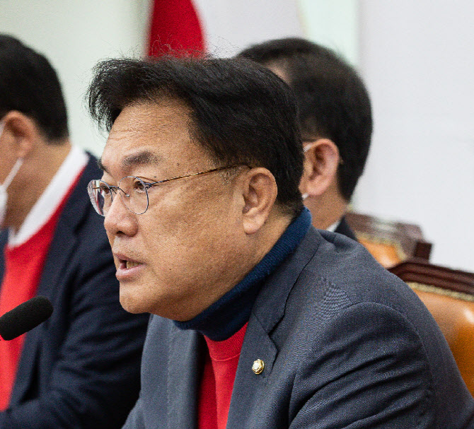화물연대 무기한 총파업 돌입…정진석 사실상 정권 퇴진 운동