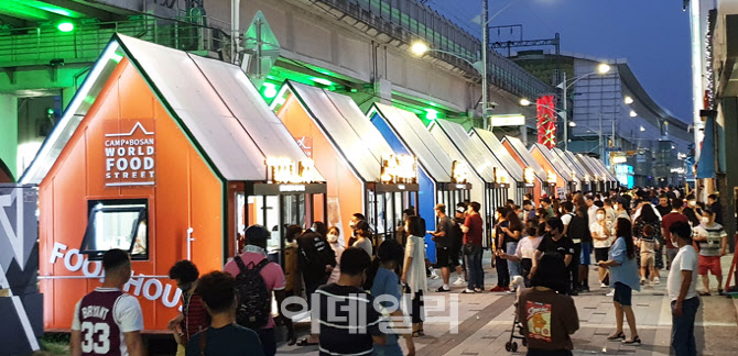동두천 보산동관광특구에 월드푸드스트리트 25일 개장