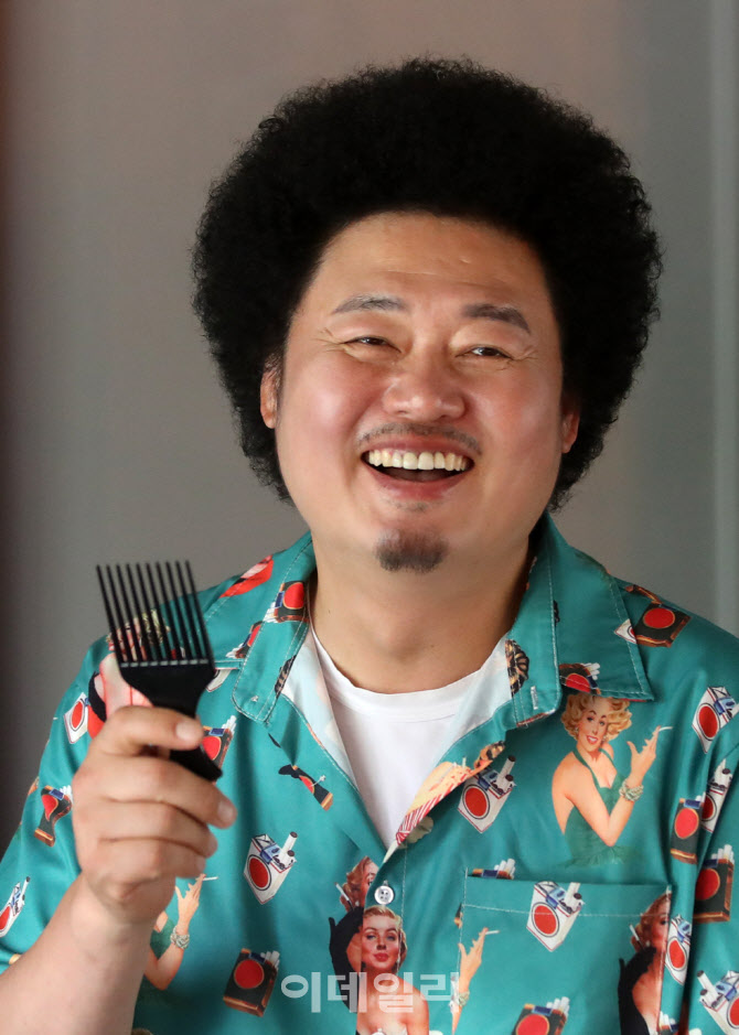 은퇴 프로준비러 윤택의 선택은 ‘행복’[ESF 2023]
