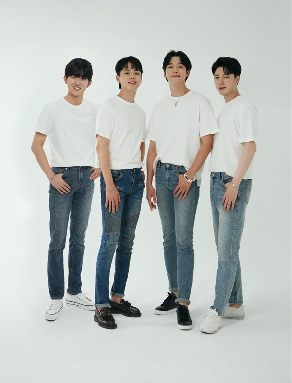 트롯 아이돌 에닉스, 내년 1월 데뷔…일본서 팬미팅