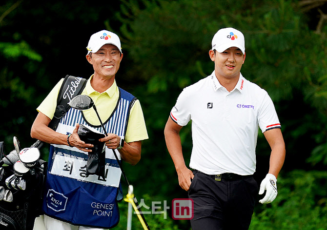 [포토] 최승빈과 김용현 '컨디션 최고조'