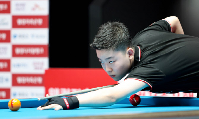 '16살' 김영원 vs '18살'하샤시, 10대 돌풍 PBA 4강 맞대결