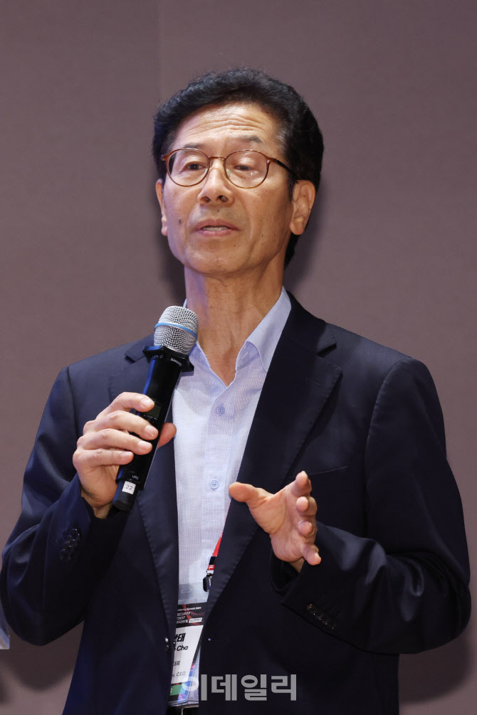 [포토]아티스트 매니지먼트사의 Art STO 전략