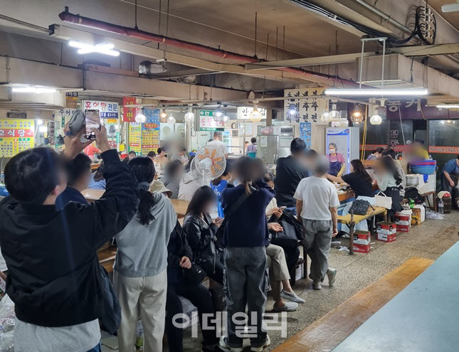 “60년 시장 역사 이래 처음”…이모카세 파워에 경동시장도 ‘깜짝’